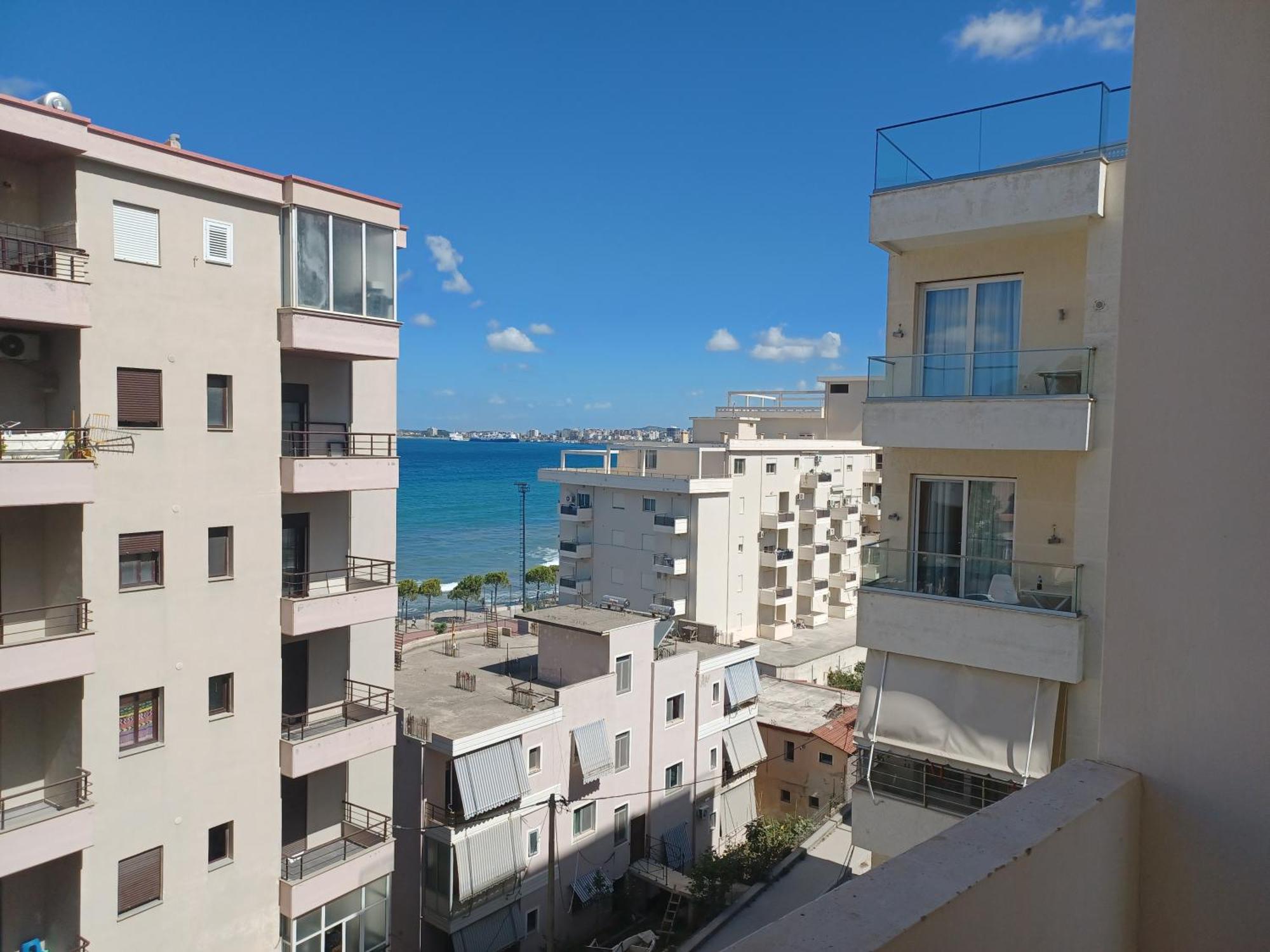 Ari Apartaments Влёра Экстерьер фото